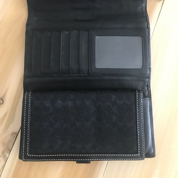 Coach wallet - Picture 3 of 6